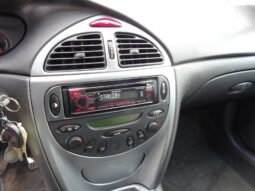 
										Citroën C5 2.0 HDi 110 SX full									