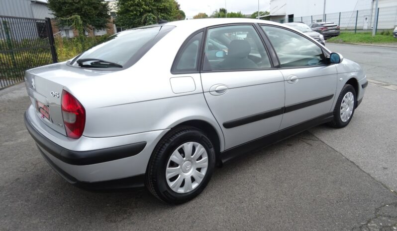 
								Citroën C5 2.0 HDi 110 SX full									