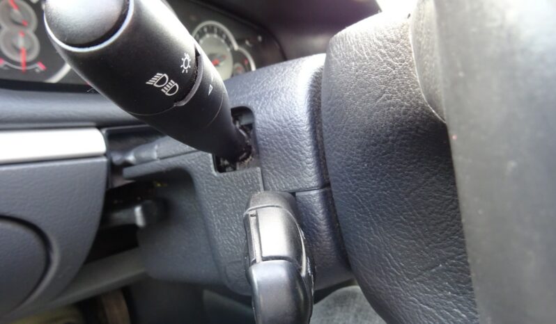 
								Citroën C5 1.6 HDi 110 FAP Sillage full									