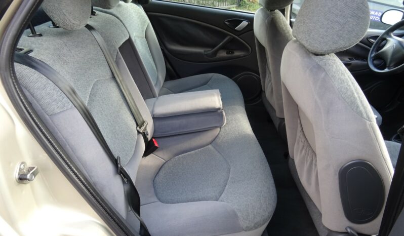 
								Citroën C5 1.6 HDi 110 FAP Sillage full									