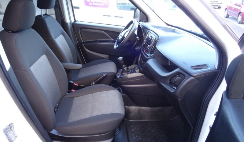 
								Fiat Doblo Cargo FT 1.3 Multijet 95 Pack USB Clim full									