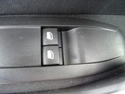 
										Peugeot 208 PureTech 68ch BVM5 Like full									