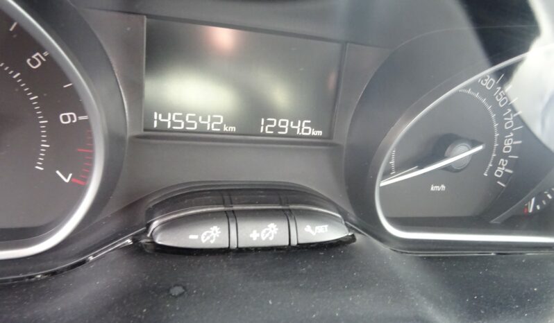 
								Peugeot 208 PureTech 68ch BVM5 Like full									