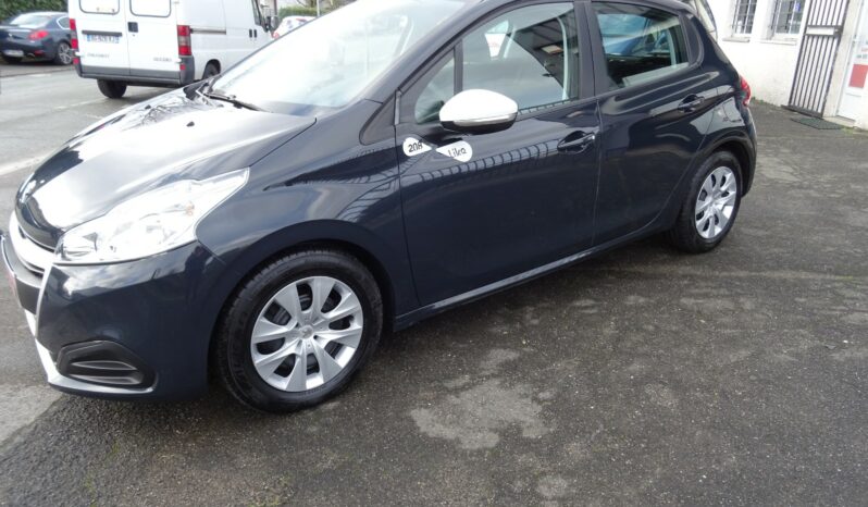 
								Peugeot 208 PureTech 68ch BVM5 Like full									