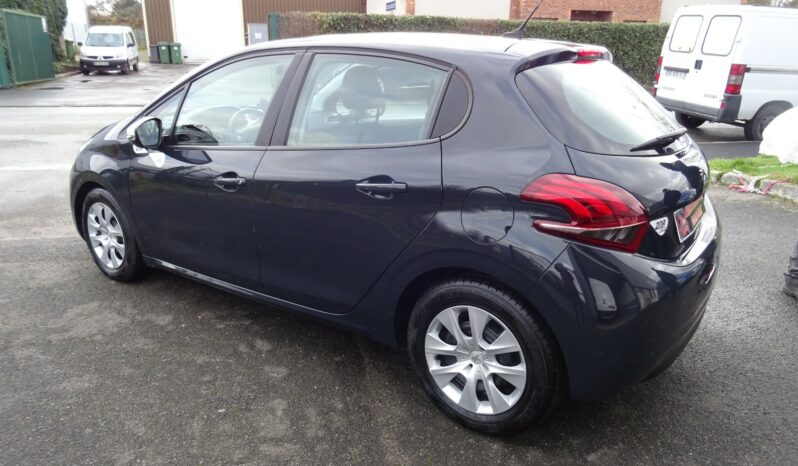 
								Peugeot 208 PureTech 68ch BVM5 Like full									