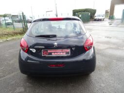 
										Peugeot 208 PureTech 68ch BVM5 Like full									