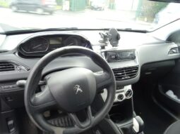 
										Peugeot 208 PureTech 68ch BVM5 Like full									