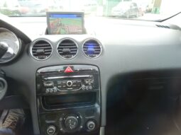 
										Peugeot 308 1.6 e-HDi 115ch FAP Style full									
