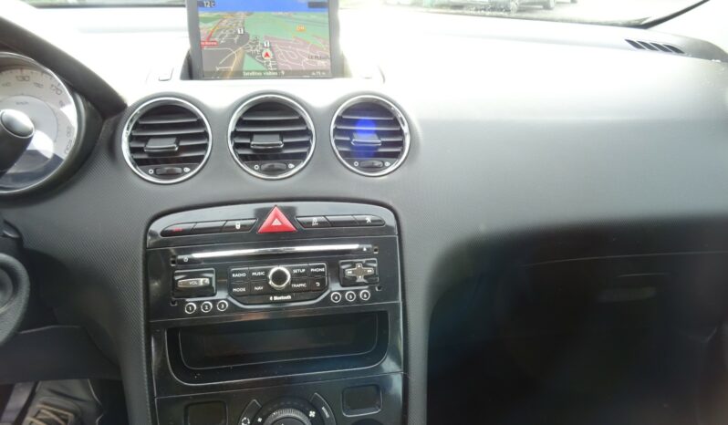 
								Peugeot 308 1.6 e-HDi 115ch FAP Style full									