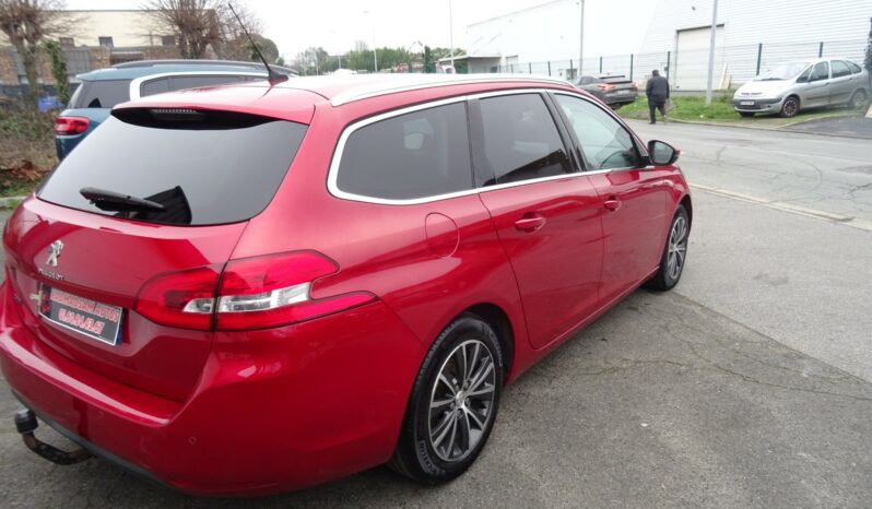 
								Peugeot 308 SW 1.6 BlueHDi 120ch S&S BVM6 Allure full									