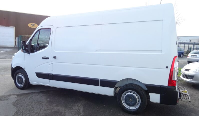 
								Renault Master Fourgon FGN L2H2 3.3t 2.3 dCi 130 E6 Grand Confort full									