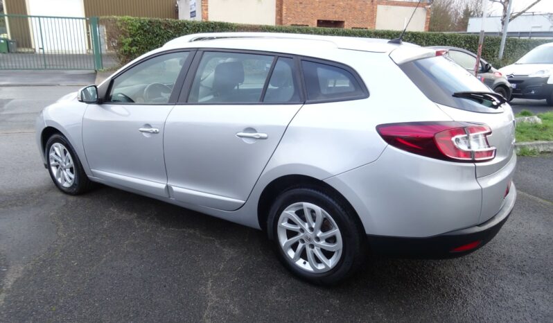 
								Renault Mégane III Estate 1.5 dCi 110 FAP eco2 Expression full									