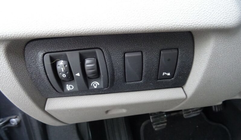 
								Renault Mégane III Estate 1.5 dCi 110 FAP eco2 Expression Euro 5 full									