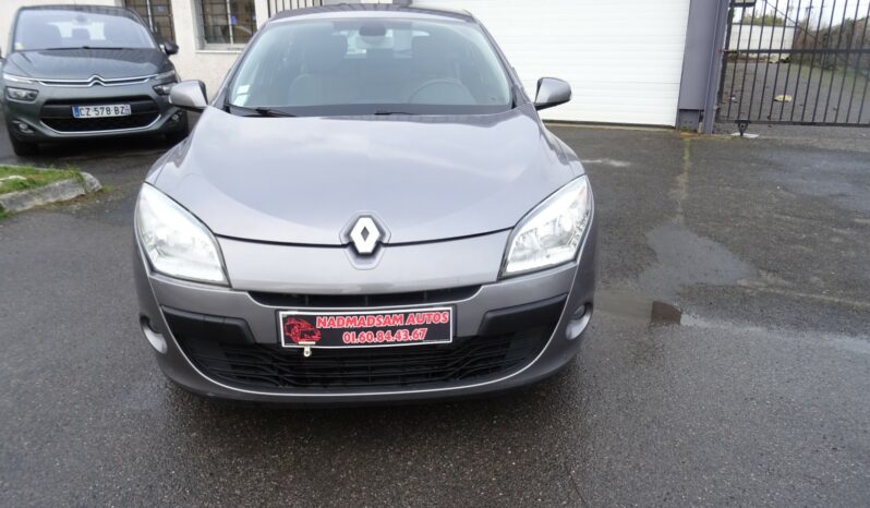 
								Renault Mégane III Estate 1.5 dCi 110 FAP eco2 Expression Euro 5 full									