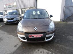
										Renault Scénic III dCi 110 FAP eco2 Dynamique Euro 5 full									