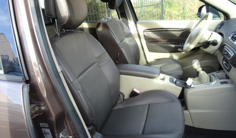 
								Renault Scénic III dCi 110 FAP eco2 Dynamique Euro 5 full									