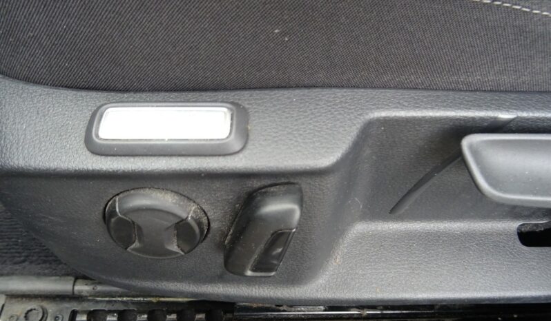 
								Volkswagen Passat SW 1.4 TSI 150 ACT BMT DSG7 Confortline Business full									