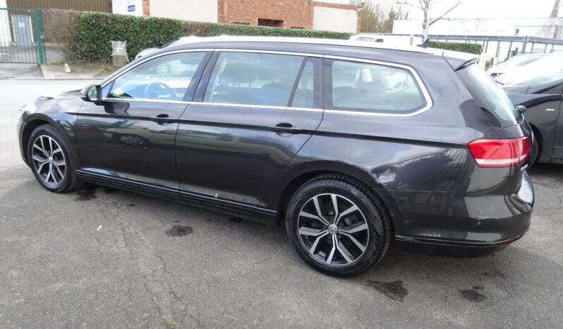 
								Volkswagen Passat SW 1.4 TSI 150 ACT BMT DSG7 Confortline Business full									