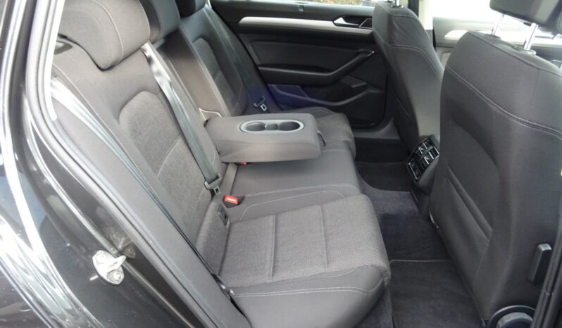 
								Volkswagen Passat SW 1.4 TSI 150 ACT BMT DSG7 Confortline Business full									